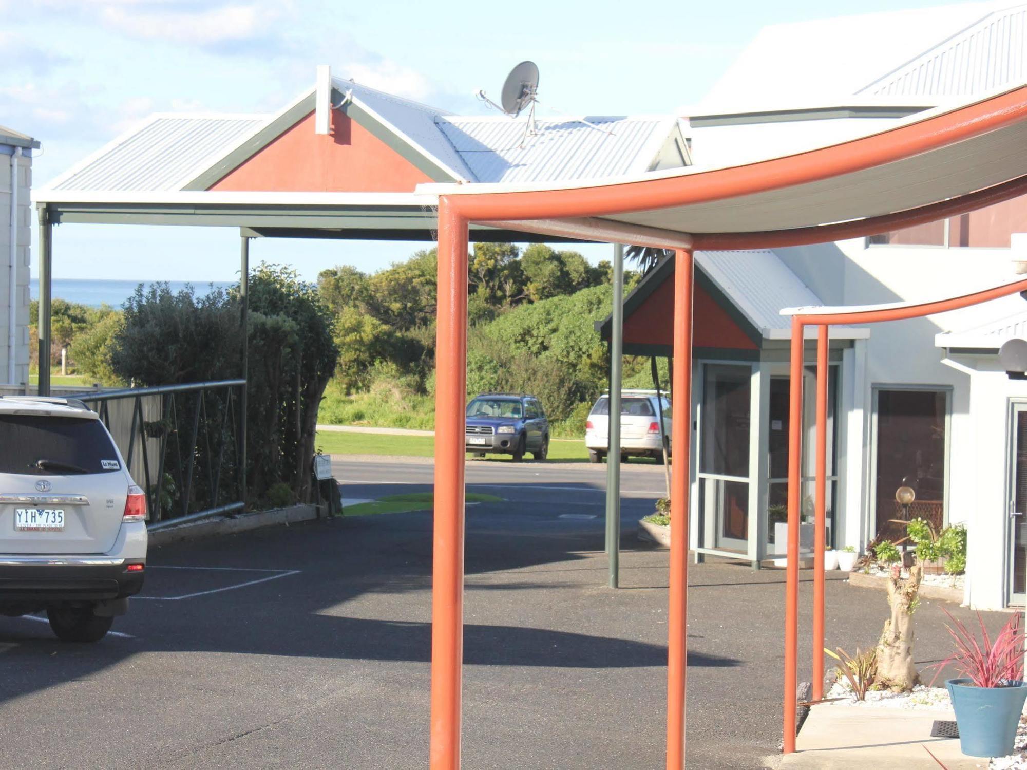 Coastal Motel